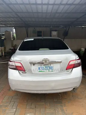 Toyota Camry LE 4dr Sedan (2.4L 4cyl 5A) 2007 Silver