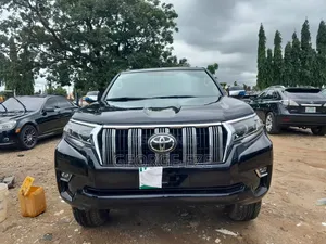 Toyota Land Cruiser Prado 2017 Black