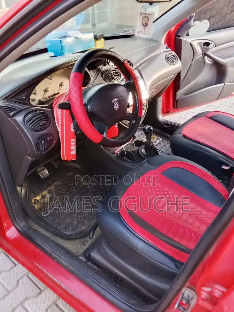 Ford Focus 2005 Red
