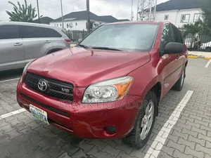 Toyota RAV4 2009 Red