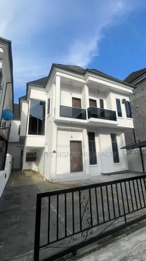 4bdrm Duplex in Chevron for rent