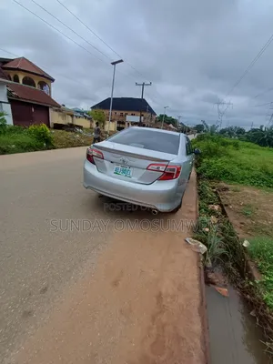 Toyota Camry 2012 Silver