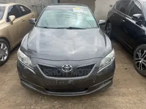 Toyota Camry SE V6 4dr Sedan (3.5L 6cyl 6AM) 2008 Gray