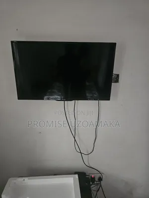 Clean 32-Inch Royal LED TV (Non-Smart) – Perfect Working Condition