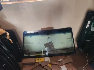 Toyota Hilux 2010 Windscreen Glass