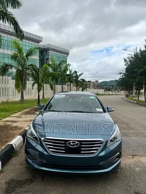 Hyundai Sonata Limited Sedan FWD (2.4L 4cyl 6A) 2016 Blue