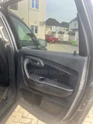 Chevrolet Traverse LTZ 2010 Black