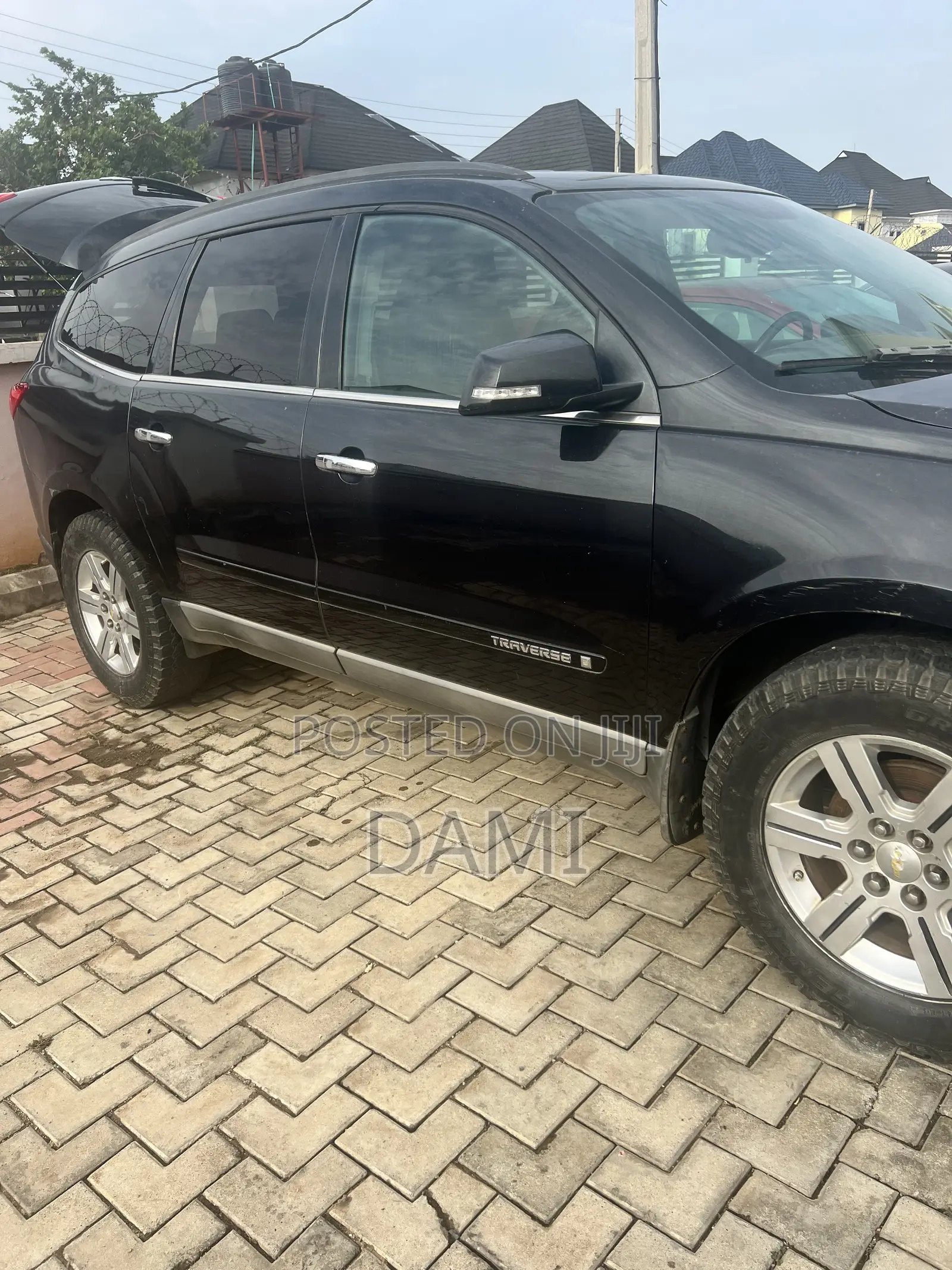 Chevrolet Traverse LTZ 2010 Black