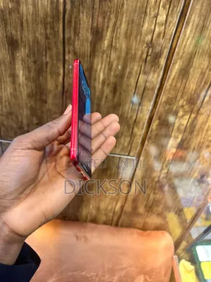 Apple iPhone XR 64 GB Red