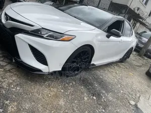 Toyota Camry 2022 White
