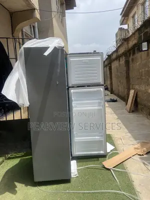 Hisense 360L Refrigerator With Ample Space