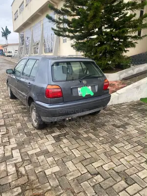 Volkswagen Golf 2004 Blue