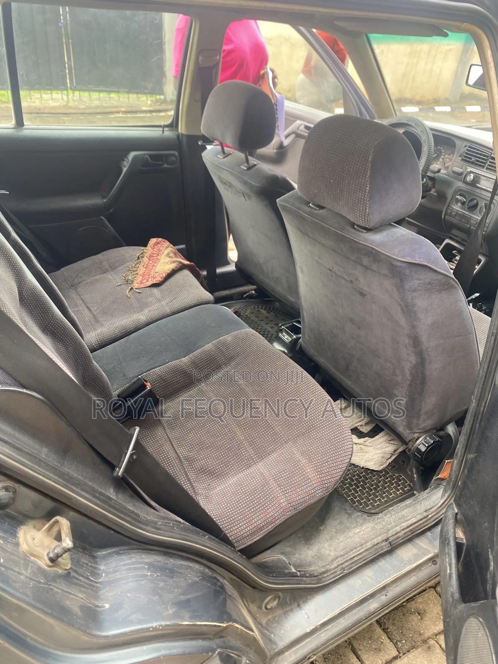 Volkswagen Golf 2004 Blue