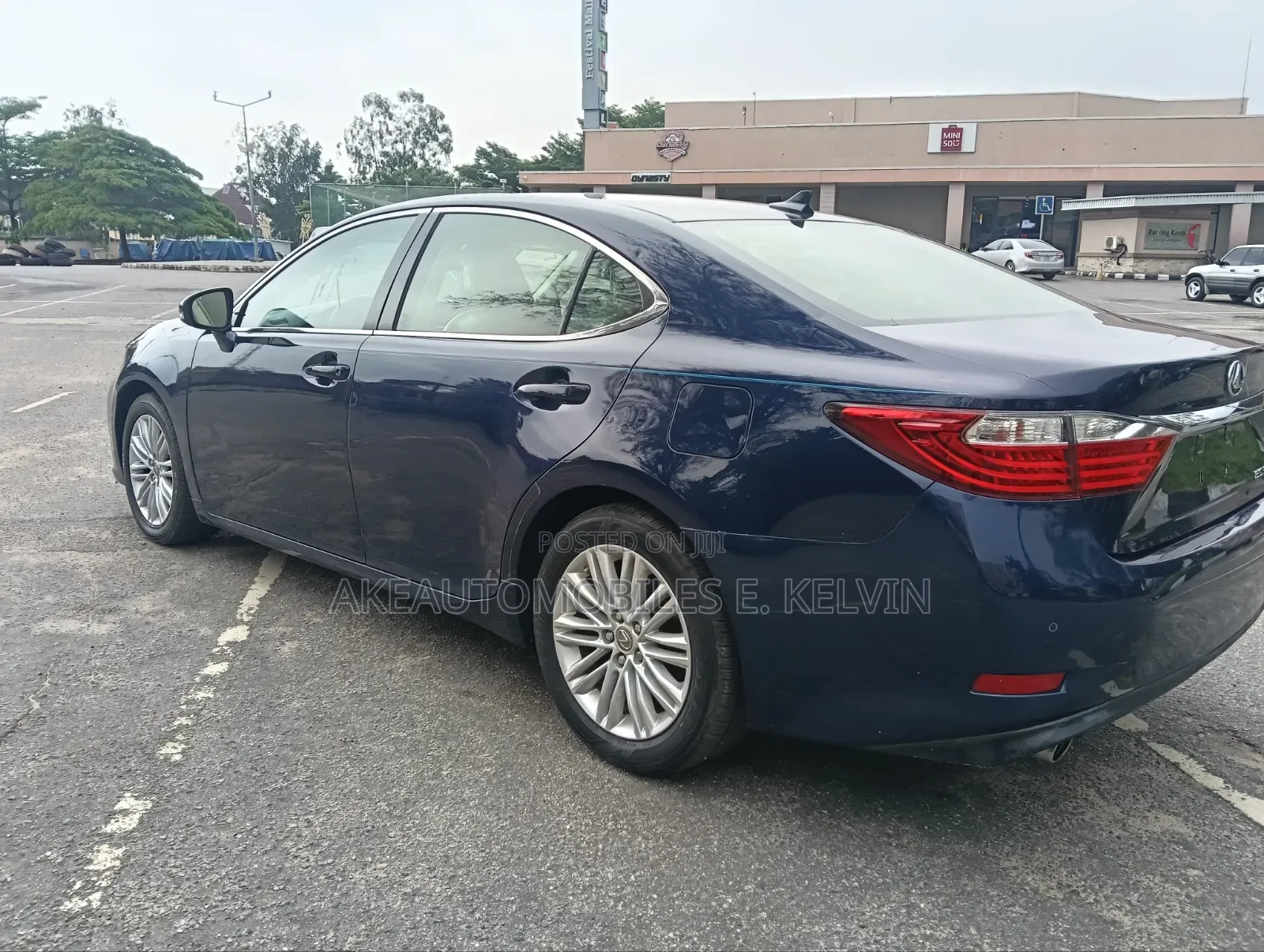 Lexus ES 2014 Blue