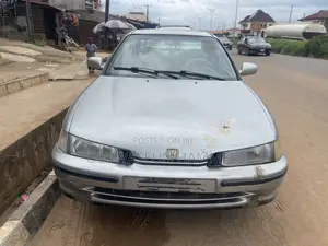 Honda Accord 1996 Silver