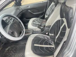 Honda Accord 1996 Silver