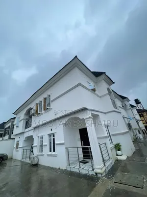 4bdrm Duplex in Therannex Sangotedo for rent