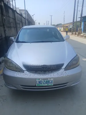 Toyota Camry 2004 Silver