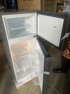 Hisense Standing Fridge 124litres