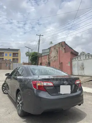 Toyota Camry 2013 Gray