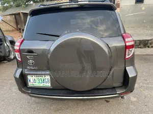 Toyota RAV4 2011 Gray