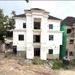 5bdrm Duplex in Maitama for sale