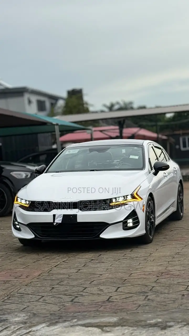 Kia K5 2.0 Hybrid 2021 White