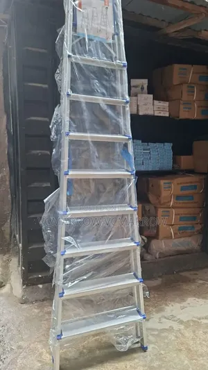 8 Step Aluminum Ladder