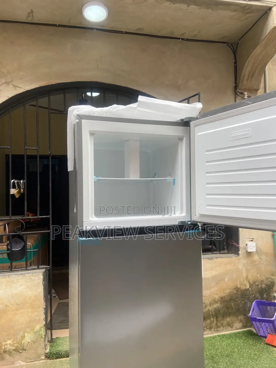 Hisense Refrigerator 360L With Premium Interior