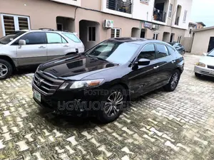 Honda Crosstour 2011 Black