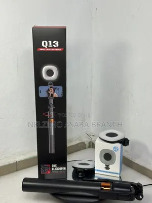Q13 AI Face-Tracking Tripod With Two Mini Lights