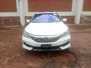 Honda Accord EX 2dr Coupe FWD (2.4L 4cyl 2A) 2017 White