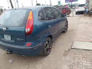 Nissan Almera 2006 Green