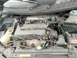 Nissan Almera 2006 Green