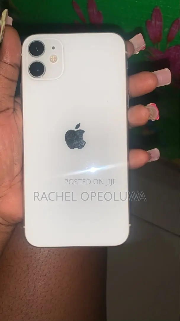 Apple iPhone 11 64 GB White