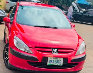 Peugeot 307 2008 Red