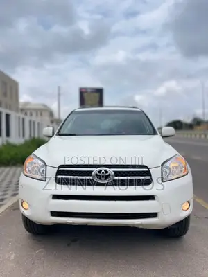 Toyota RAV4 2007 White