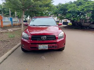 Toyota RAV4 2.0 VVT-i 2008 Red