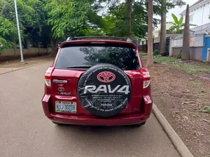 Toyota RAV4 2.0 VVT-i 2008 Red