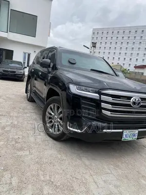 Toyota Land Cruiser 2013 Black