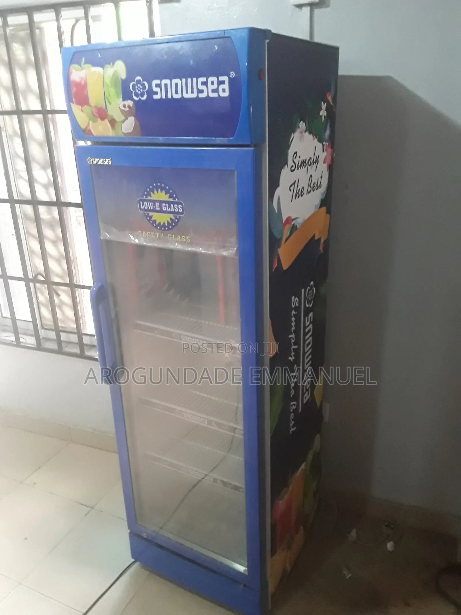 SNOWSEA Display Fridge