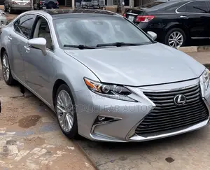 Lexus ES 2016 Silver