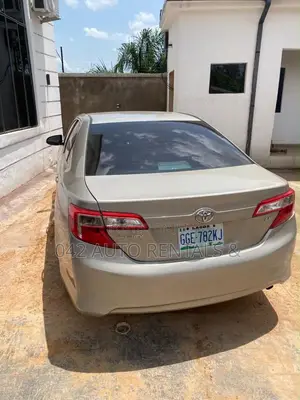 Toyota Camry 2013 Gold
