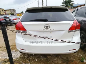 Toyota Venza 2012 White