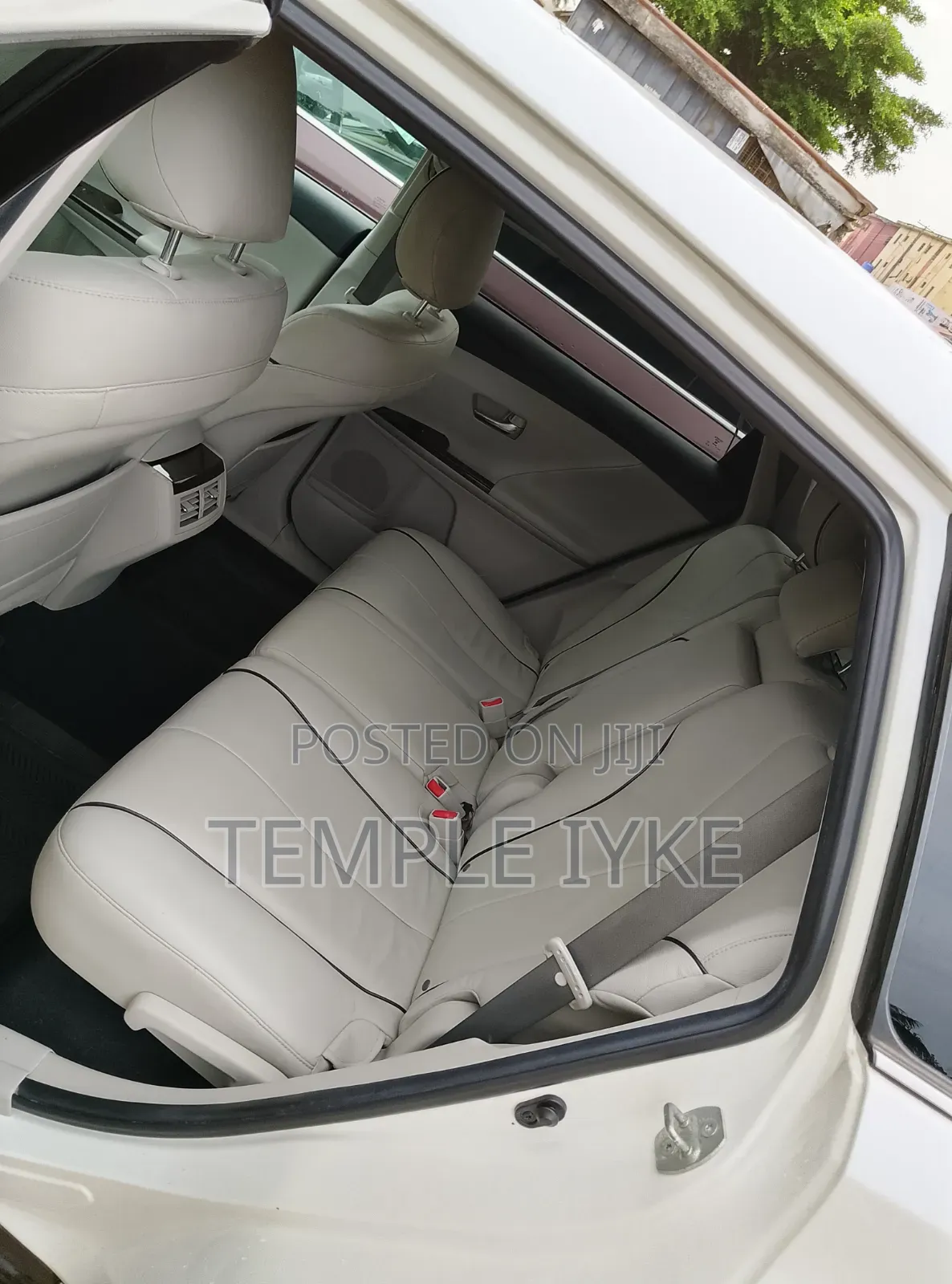 Toyota Venza 2012 White