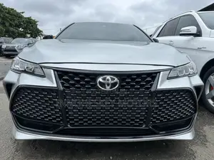 Toyota Avalon XSE 2020 Silver
