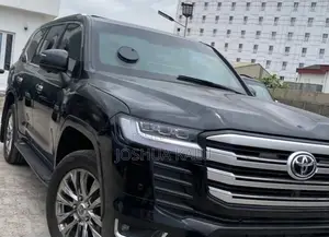 Toyota Land Cruiser 2013 Black