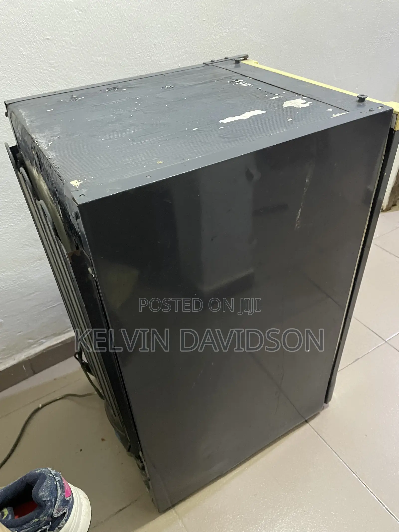 Ocean 84L Mini Fridge