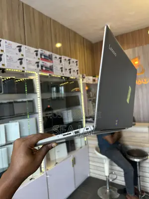 Laptop Lenovo 4GB Intel Pentium SSD 128GB