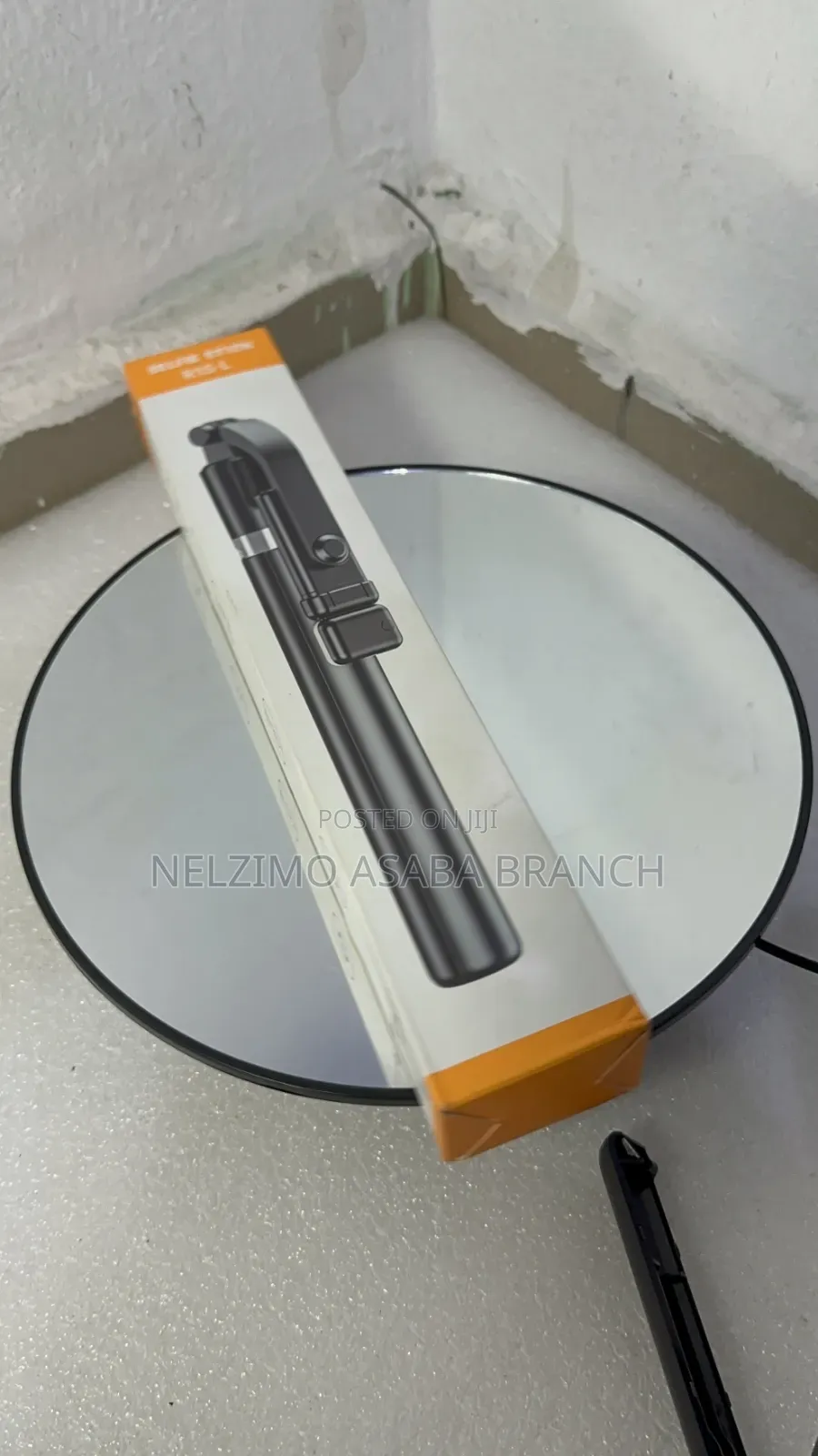 R1S L Tripod Selfie Stick